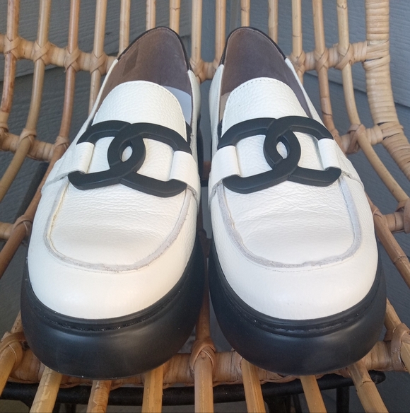 New Wonders Black/White Leather Loafers Size 71/2 / 38 - Picture 6 of 15